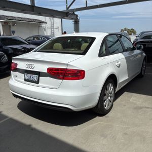 AUDI A4 2.0T PREMIUM - 7