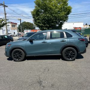 صورة 3 لـ 2024 Honda HR-V SPORT