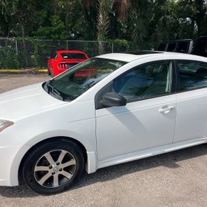 2012 Nissan SENTRA 2.0 SR 照片 2