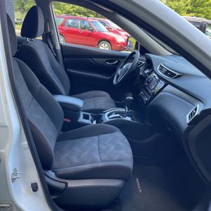 صورة مصغرة 32 لـ 2016 Nissan ROGUE SV