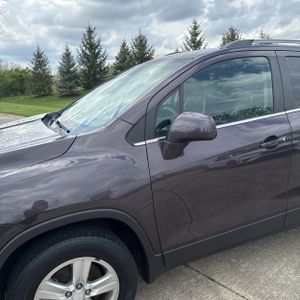 CHEVROLET TRAX LT - 2