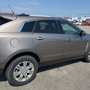 CADILLAC SRX LUXURY COLLECTION - 9