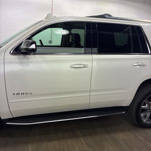 CHEVROLET TAHOE PREMIER - 4