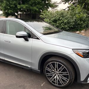 صورة مصغرة 13 لـ 2023 Mercedes-BENZ EQE