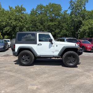 صورة 10 لـ 2014 JEEP WRANGLER SPORT