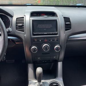 2013 KIA SORENTO LX — миниатюра 30