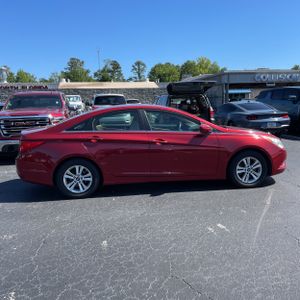 HYUNDAI SONATA GLS - 10