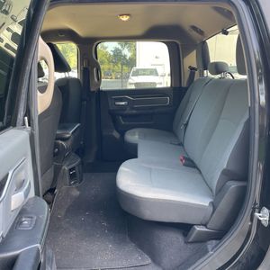 2019 RAM 2500 BIG HORN — миниатюра 34