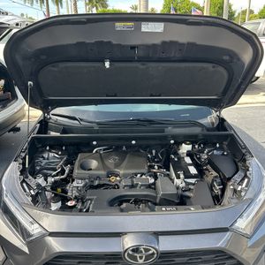 2024 Toyota RAV4 XLE — миниатюра 44