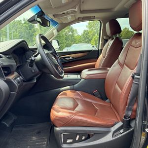2015 Cadillac ESCALADE LUXURY — фото 31