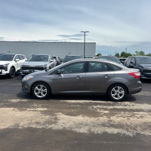 FORD FOCUS SE - 3