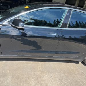 صورة 4 لـ 2018 Tesla MODEL 3 LONG RANGE