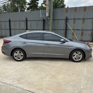 2020 Hyundai ELANTRA SEL 照片 10