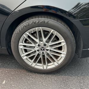 2022 Mercedes-BENZ S-CLASS thumbnail 18