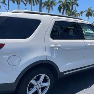 FORD EXPLORER XLT - 9