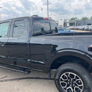 2023 FORD F-150 XLT — фото 6
