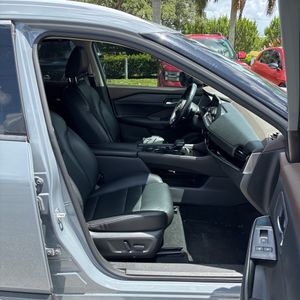 صورة مصغرة 33 لـ 2023 Nissan ROGUE SL