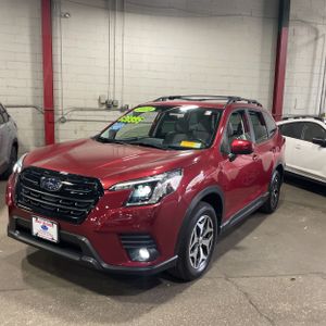 2024 Subaru FORESTER PREMIUM — фото 1
