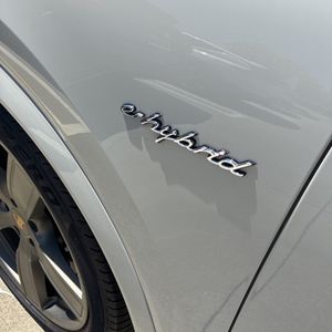 صورة مصغرة 23 لـ 2022 Porsche CAYENNE TURBO S E-HYBRID