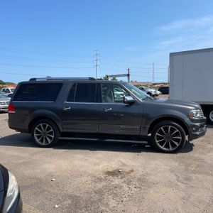 صورة 10 لـ 2017 Lincoln NAVIGATOR L RESERVE