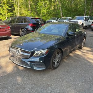 MERCEDES-BENZ E-CLASS - 1