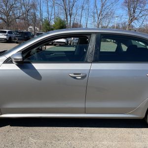 VOLKSWAGEN PASSAT S PZEV - 4