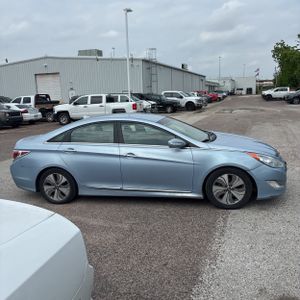 HYUNDAI SONATA - 10