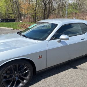 DODGE CHALLENGER R/T SCAT PACK - 2