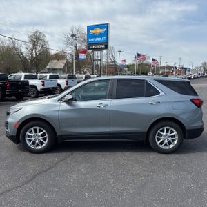 CHEVROLET EQUINOX LT - 3