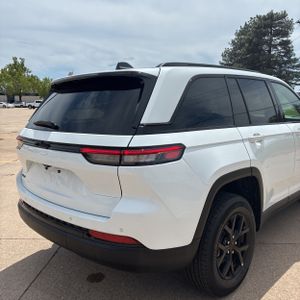 JEEP GRAND CHEROKEE ALTITUDE 4X4 - 9