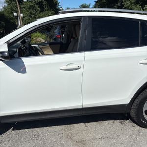 2014 Toyota RAV4 XLE 照片 4