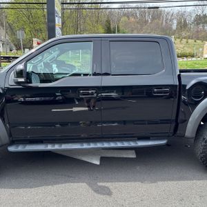 FORD F-150 RAPTOR - 4