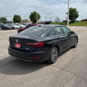 VOLKSWAGEN JETTA SE - 8