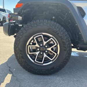 2024 JEEP GLADIATOR RUBICON 缩略图 17