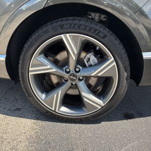 صورة 18 لـ 2025 Genesis GV80 3.5T PRESTIGE