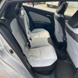 صورة مصغرة 34 لـ 2017 Toyota PRIUS THREE