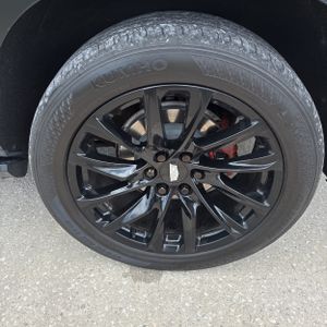 صورة 18 لـ 2021 Cadillac ESCALADE SPORT PLATINUM
