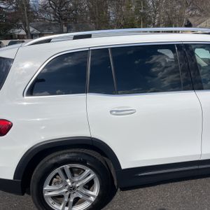 Mercedes-Benz GLB 250 4MATIC - 9