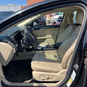 2013 FORD FUSION SE 缩略图 32
