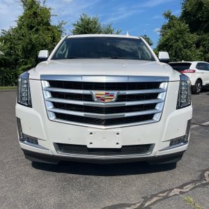 صورة 14 لـ 2019 Cadillac ESCALADE LUXURY