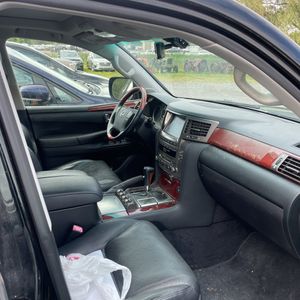 2011 Lexus LX 570 BASE 照片 24