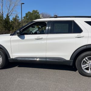 FORD EXPLORER XLT - 4