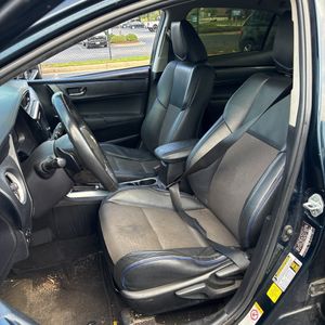 2018 Toyota COROLLA SE — миниатюра 32