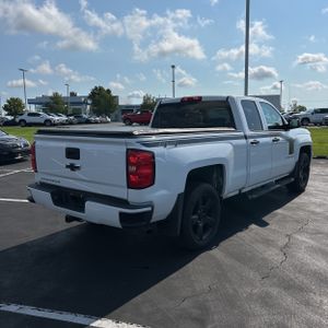 2017 Chevrolet SILVERADO 1500 CUSTOM — фото 8