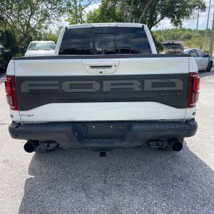 FORD F-150 RAPTOR - 7