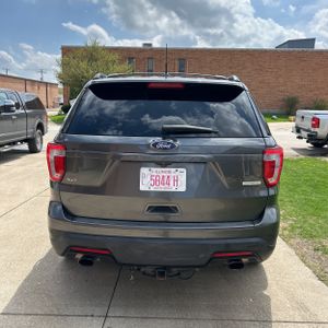 FORD EXPLORER XLT - 7