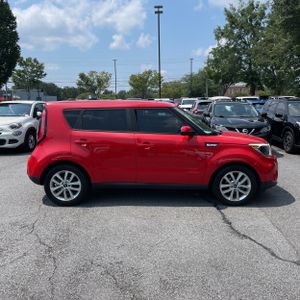 صورة 10 لـ 2017 KIA SOUL +