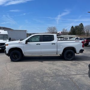 CHEVROLET SILVERADO 1500 CUSTOM TRAIL BOSS - 3