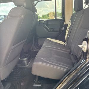 2015 JEEP WRANGLER UNLIMITED SAHARA — миниатюра 34