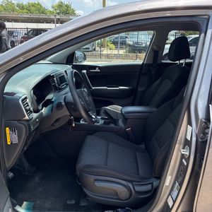 صورة مصغرة 32 لـ 2017 KIA SPORTAGE LX